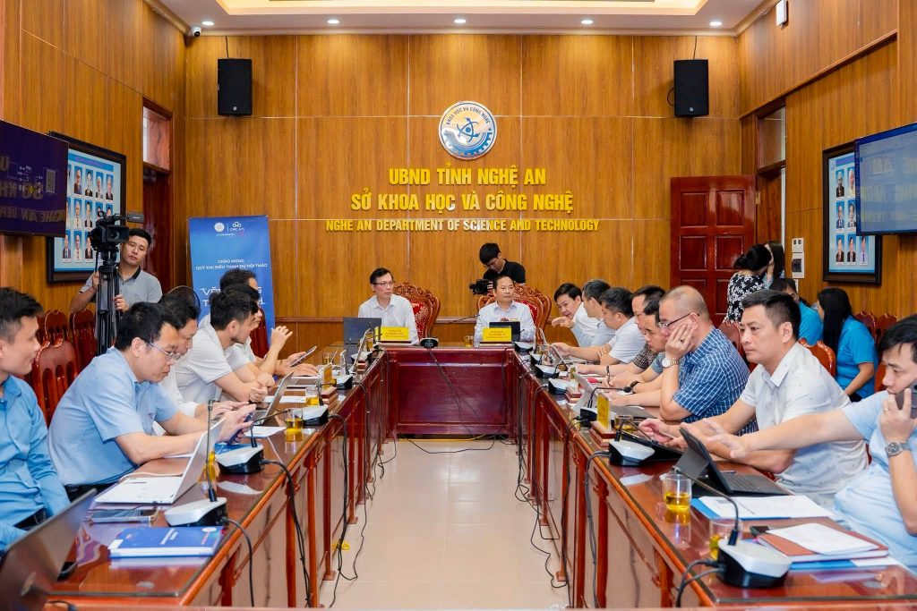 CMC ATI phối hợp Sở KH&CN Nghệ An tổ chức Hội thảo “Văn phòng thông minh” 